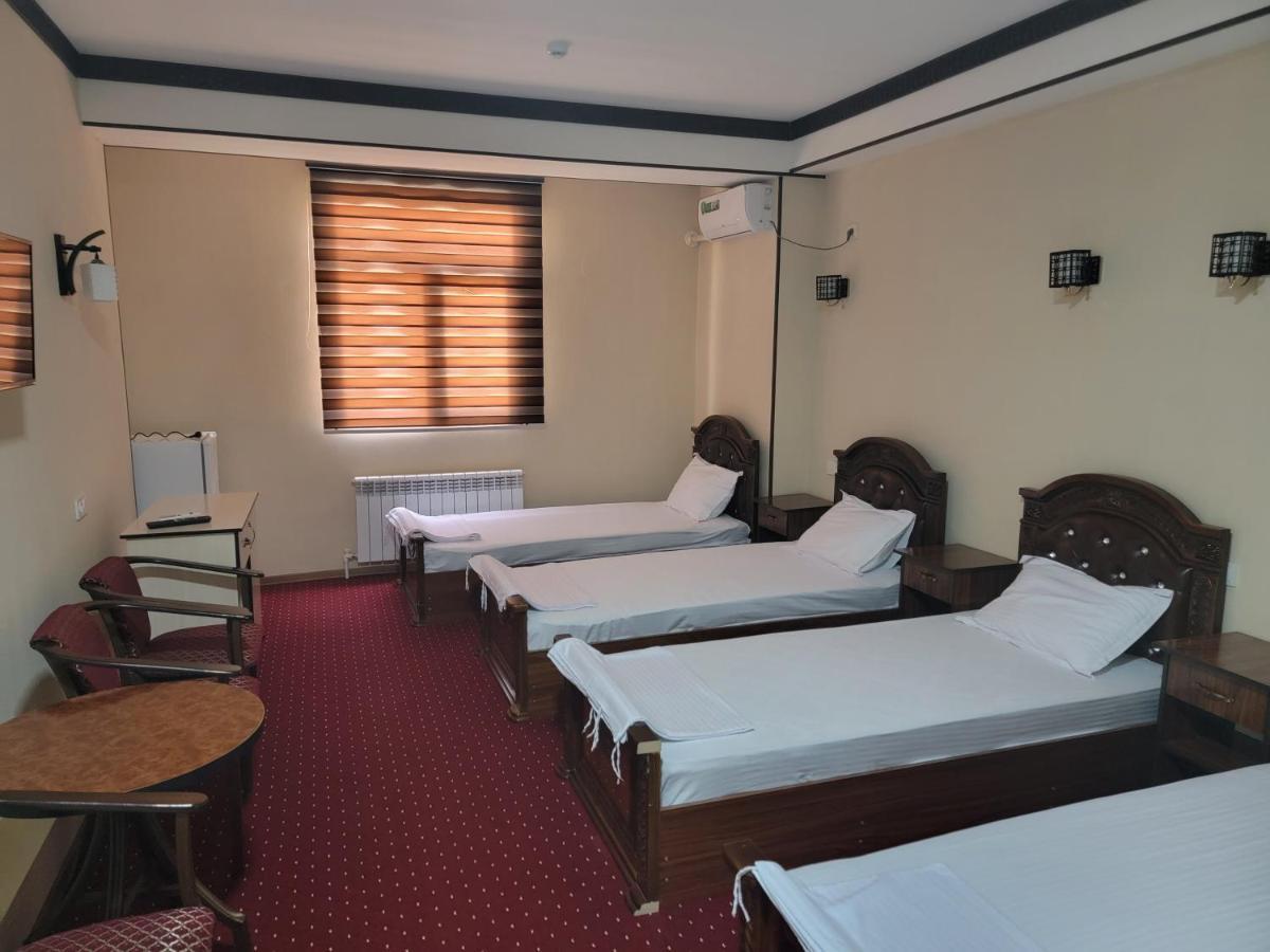 Mufarshox Hotel Бухара Екстериор снимка