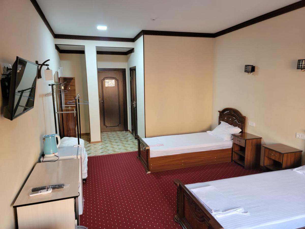 Mufarshox Hotel Бухара Екстериор снимка