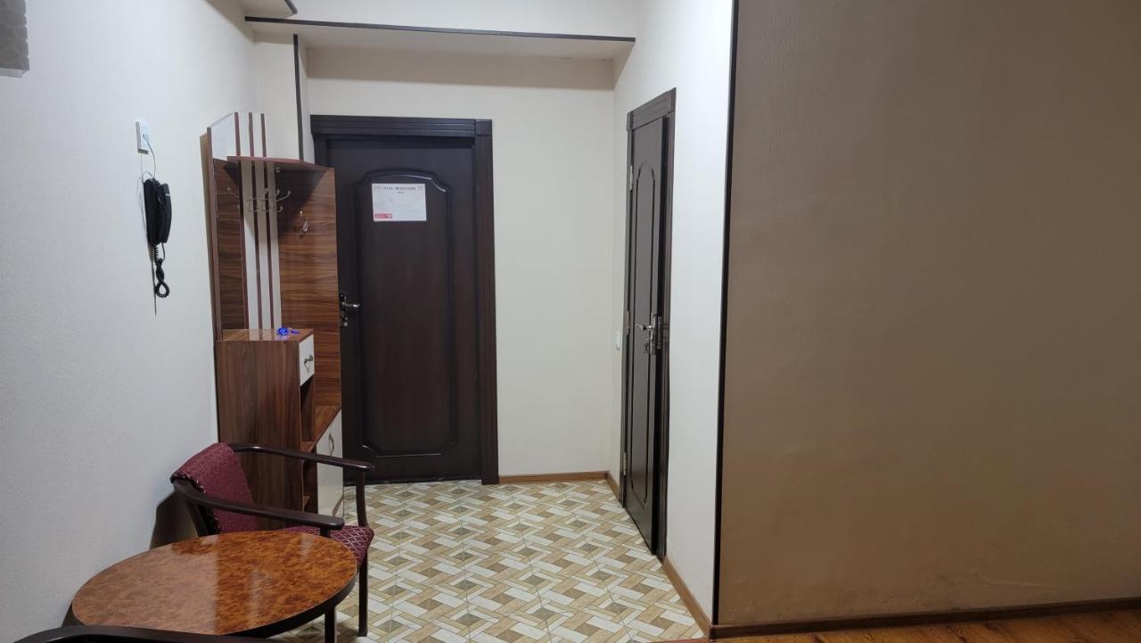 Mufarshox Hotel Бухара Екстериор снимка