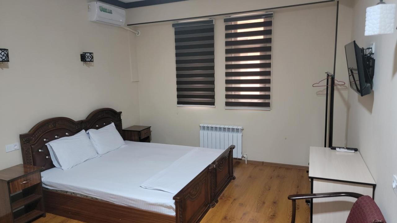 Mufarshox Hotel Бухара Екстериор снимка